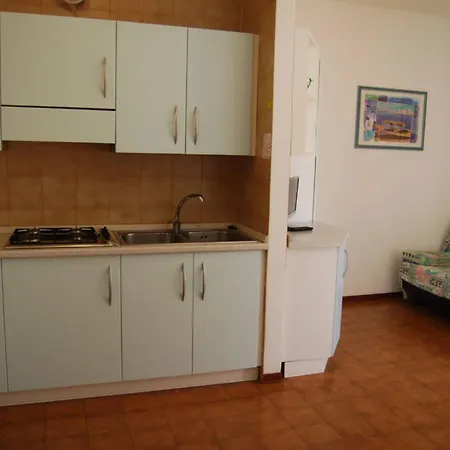 Apartment Seaside Welcoming Flat Next To The - Beahost *
