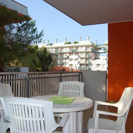 Apartment Seaside Welcoming Flat Next To The - Beahost