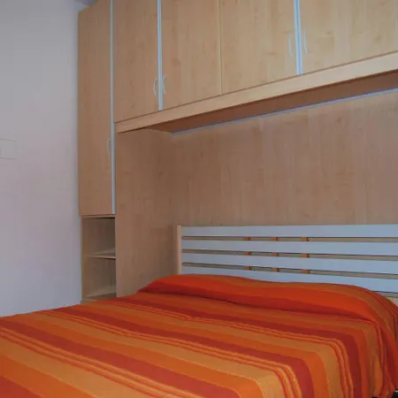 Seaside Welcoming Flat Next To The - Beahost بيبيوني